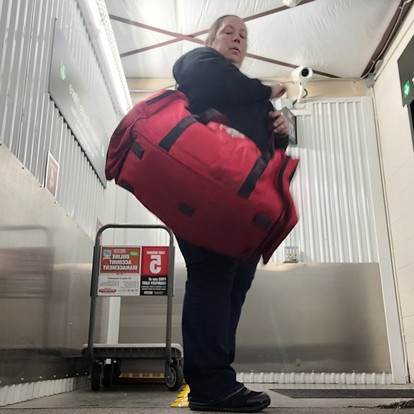 * Vintage Marlboro large Duffle Bag Marlboro logo red color - Picture 5 of 8
